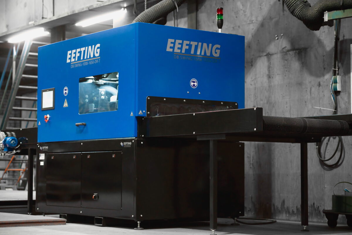 Eefting Entgratmaschine für Blech